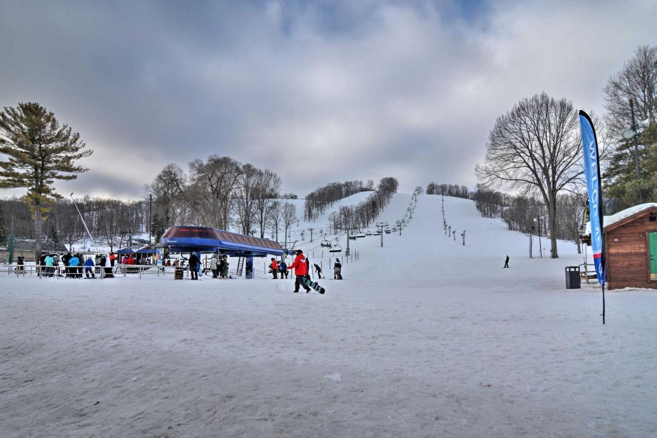 Ski-Inandski-Out Getaway At Boyne Mountain Resort Boyne Falls Екстер'єр фото