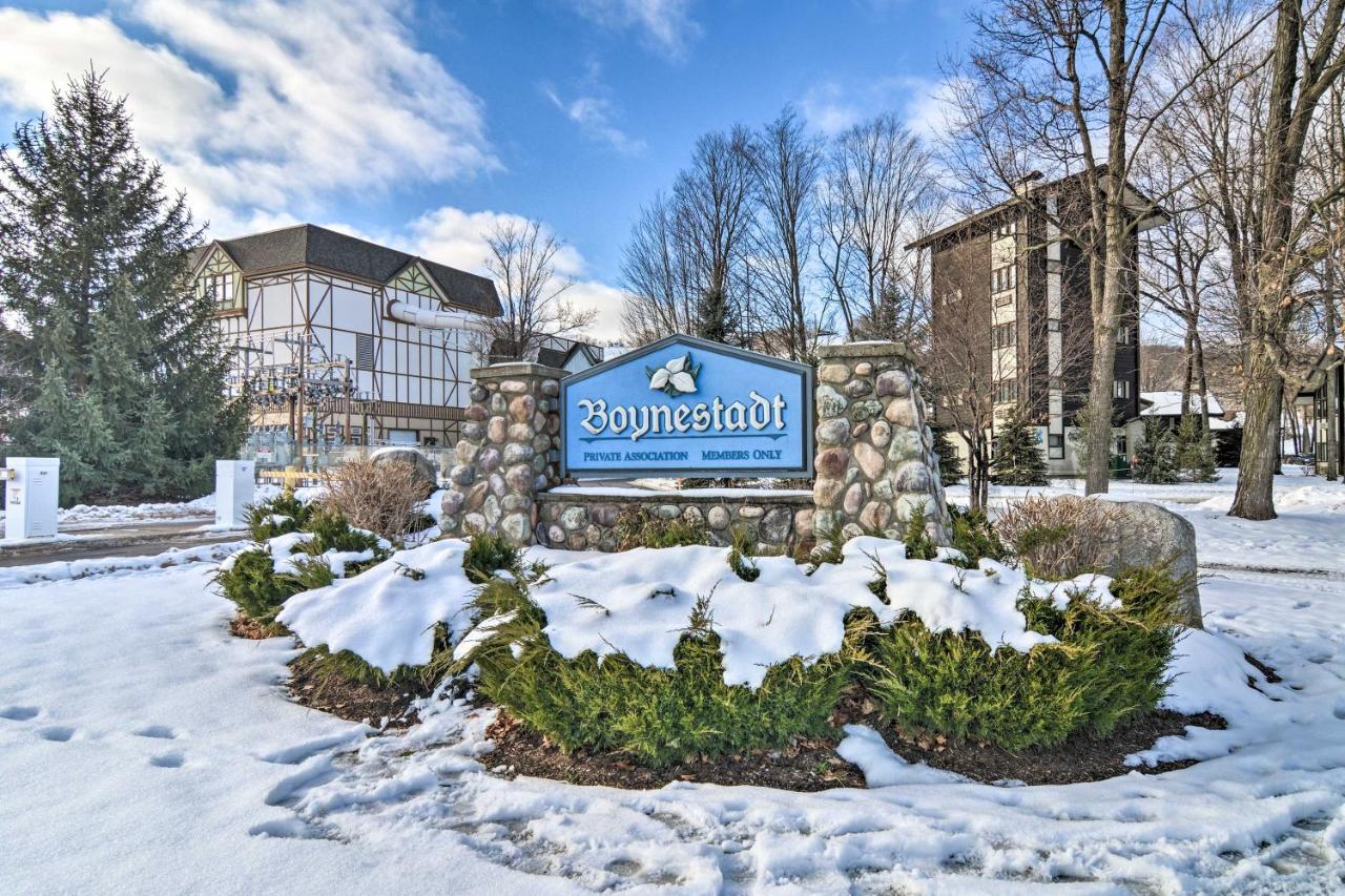 Ski-Inandski-Out Getaway At Boyne Mountain Resort Boyne Falls Екстер'єр фото